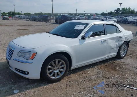 2012 Chrysler 300 Limited z USA, uszkodzony, nr VIN 2C3CCACG4CH310532
